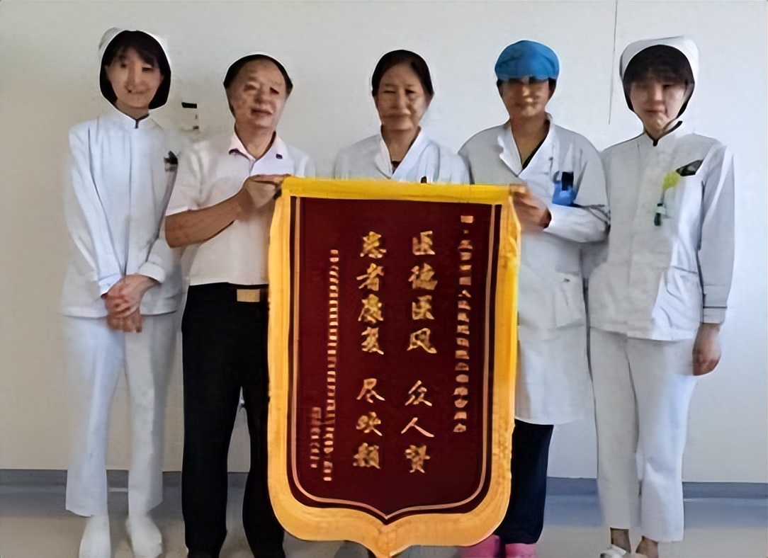 北京市顺义区医院抢救抗美援朝英雄张开选赢得赞誉